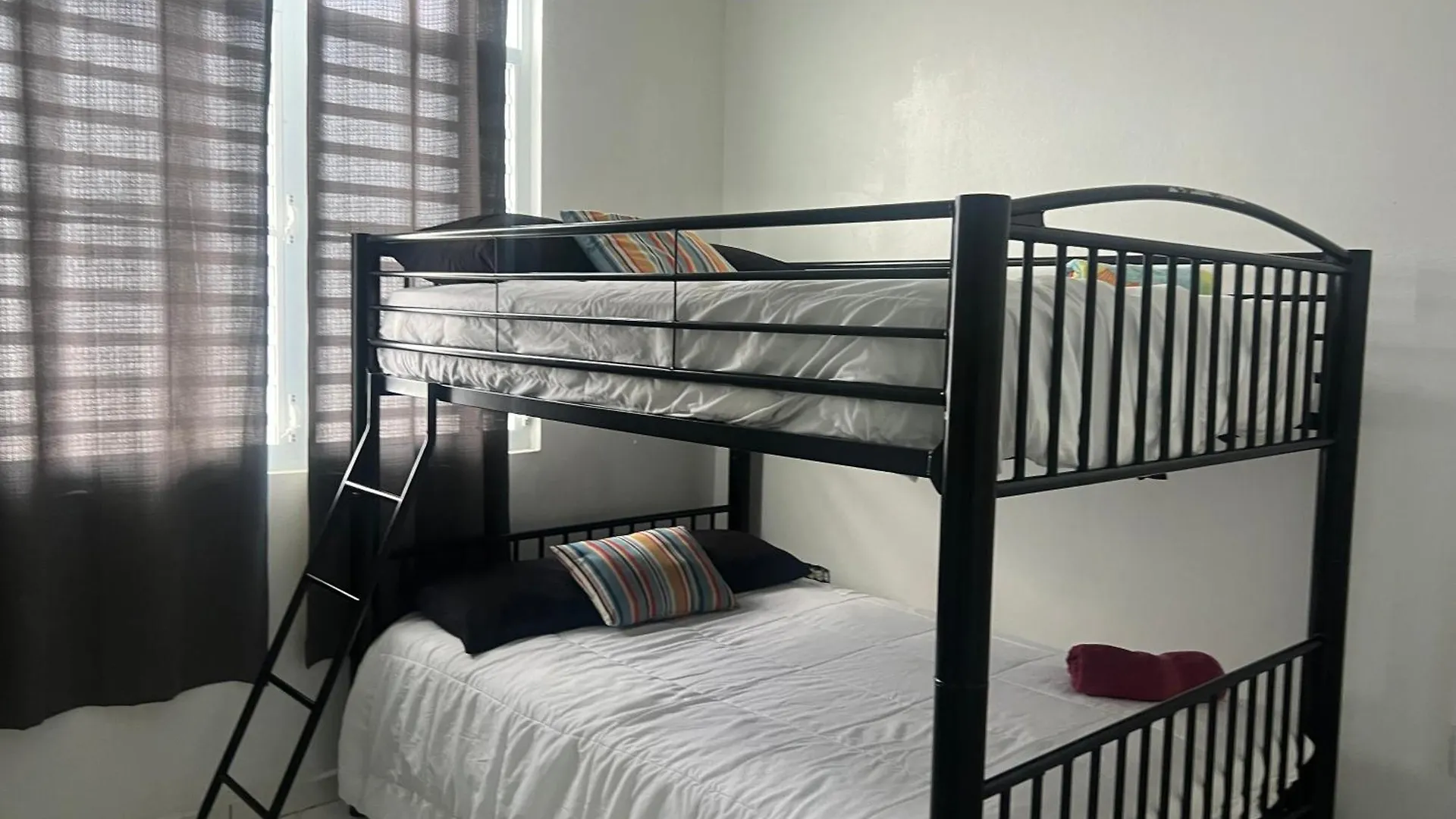 Jobos Luxury Condos 5*,